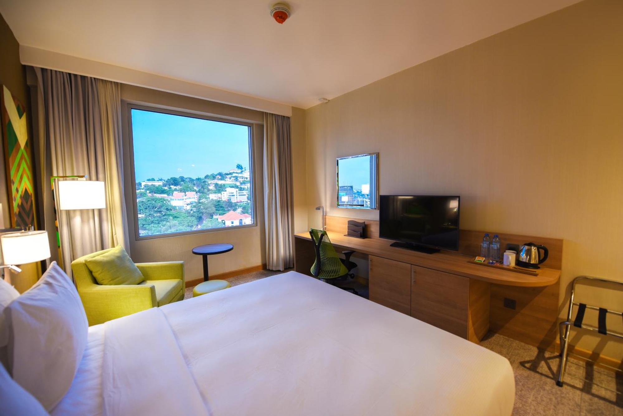Hilton Garden Inn Kampala Exteriör bild